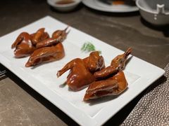 脆皮乳鸽-新荣记(BFC外滩金融中心店)