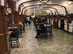 大堂-清真·玛丽亚新疆菜主题餐厅(浙江中路店)
