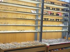 -优医视平价眼镜蔡司依视路折扣工厂店(德胜门店)