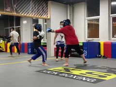 -享受健身·美体塑形馆