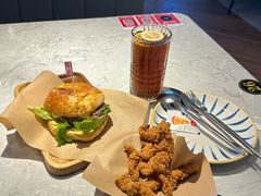 -必胜客(上地华联店)