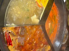 -巴卤社老火锅(财富店)