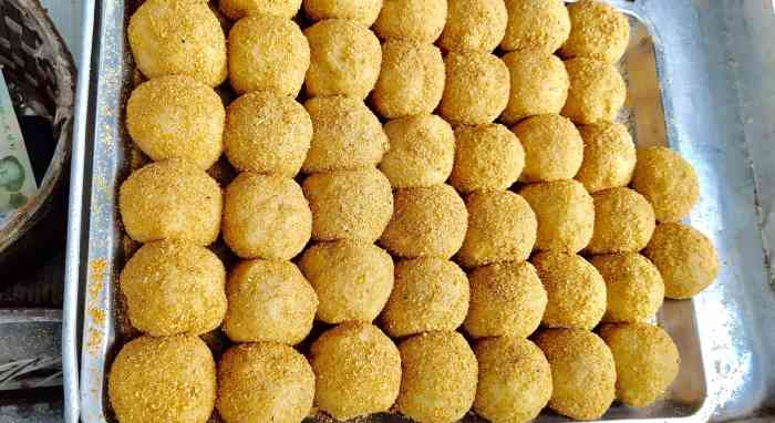 米文军小豆糕-"回坊甜食一绝,只此一家别无分号.心心念.