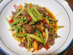 -屋里饭菜·湘菜馆(火车站店)
