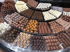 -Laderach 莱德拉(上海环贸iapm店)