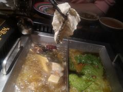 -老牌坊云南鱼豆花火锅(哈西万达店)