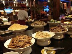 自助取餐区-四海一家自助餐(益田假日广场店)