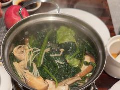 -广州万富希尔顿酒店·感趣自助餐厅·金秋蟹宴生蚝海鲜刺身烧烤