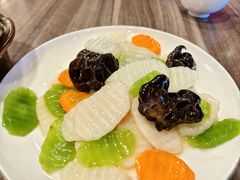 -今鲜源酒店·海鲜锅贴青岛菜(新湛路店)