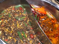 特色麻辣拼菌菇锅底-重庆锦火锅(惠福东路店)