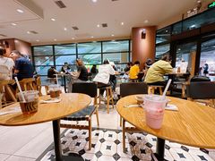 -星巴克(上海虹桥新天地二店)