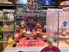 -泡泡玛特POPMART(杭州乐堤港店)
