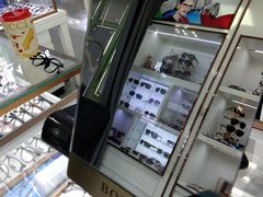 -三叶眼镜城·好视力眼镜店