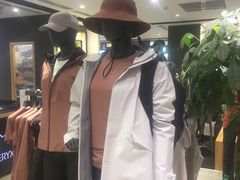 -ARC'TERYX始祖鸟(北京王府中环店)