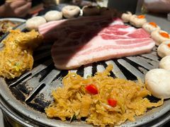 -草家酱蟹炭火烤肉店(珲春南路一店)