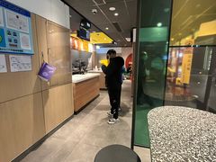 -麦当劳(百联西郊购物中心店)