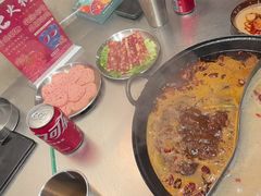 -鹿鸣山草本茶香火锅(园西路店)