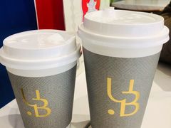 黑芝麻风味拿铁-光明悠焙(豫园店)