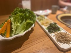 生菜-炼火烤肉店