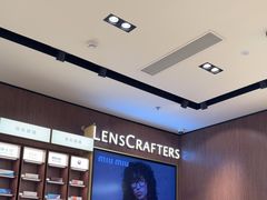 -LensCrafters亮视点(东方新天地店)