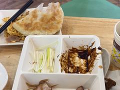 -李连贵熏肉大饼(金隅嘉品Mall店)