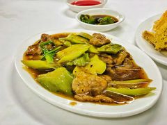 凉瓜炒牛肉-新陶陶酒家