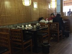 -臻吃客主题餐厅(人民路店)