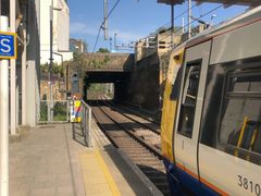 -巴宝莉工厂店/折扣店(工厂店)