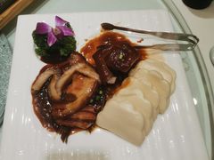 -海派美食·家宴海鲜青岛菜·石锅鲽鱼头(东方城店)