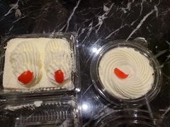 -红宝石·鲜奶小方·海派西点房(联洋店)