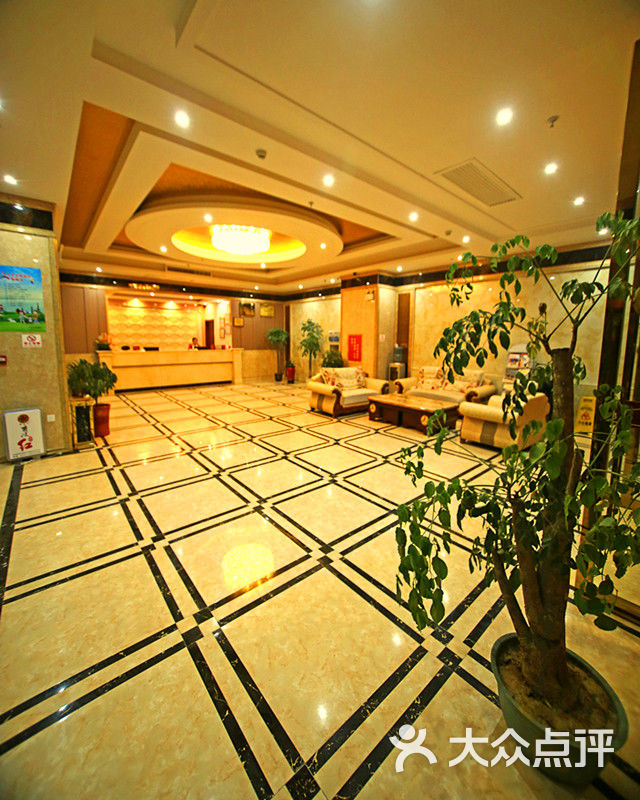 景龙国际大酒店图片 - 第1张