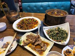 -蒙亨·手把肉·蒙古包文化主题餐厅(天恒广场店)