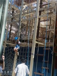 -PIPIKINGDOM皮皮王国欢乐号(欢乐海岸购物中心店)