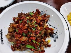 -湖南人家湘菜馆(镇江路店)