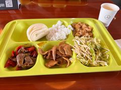 -奔驰北京极光星徽(四元桥店)