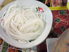 -刘姐啤酒鱼民族演艺餐厅(西街总店)