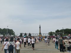 -人民防洪胜利纪念塔