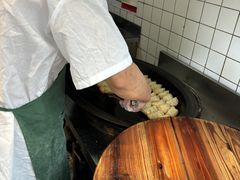 -洋洋锅贴