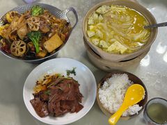 -天天向上素食餐厅(五台山店)