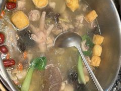 -一席地·本地鸡窝·杭帮鸡火锅(萧山银隆百货店)