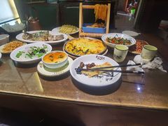 -东口码头·烧鸽子·鱼头泡饼·地方菜(金鹰悦城店)