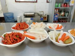 -牛一嘴·兰州牛肉面·大盘鸡(财富中心店)