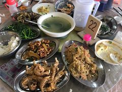 -红月湾海鲜饭店•沙滩海景(双月湾店)
