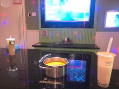 -唯爱KTV聚会餐厅(仙林东城汇店)