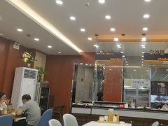 -高玛纳驴肉火烧(一世界店)