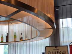 -粤塔H轻奢电竞酒店(海珠广州塔中山大学店)