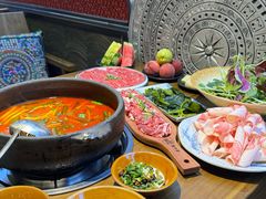 -贵厨酸汤牛肉(花果园国际中心店)
