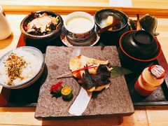 西京烤银鳕鱼定食-鲔屋寿喜烧