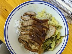 -明姨仔潮汕美食·碳炉猪脚·汕尾牛腩饭·起片鸡煲(起义路店)