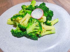 蒜香西兰花-周沫西餐(漫广场店)